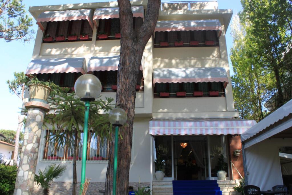 Hotel Manuela Чинкуале Экстерьер фото